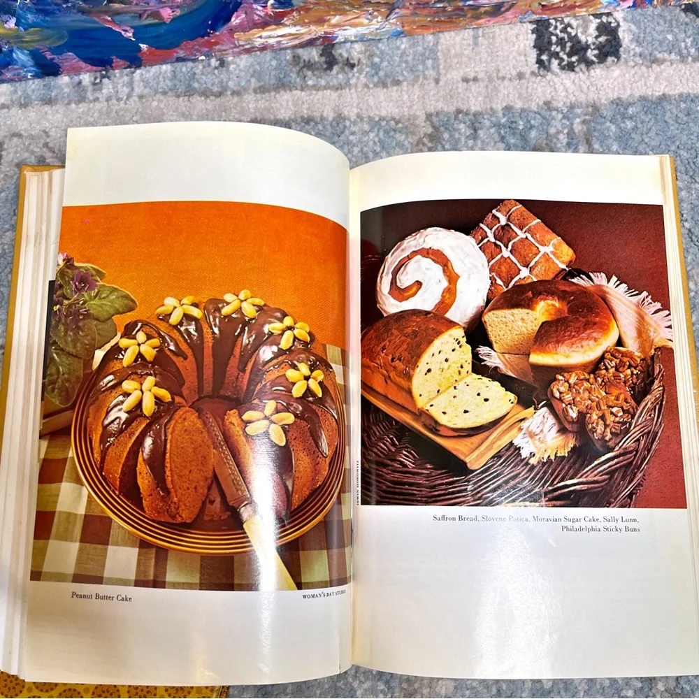 Woman's Day Book of Baking‎ Edited by Diane Harris (1977) Simon & Schuster